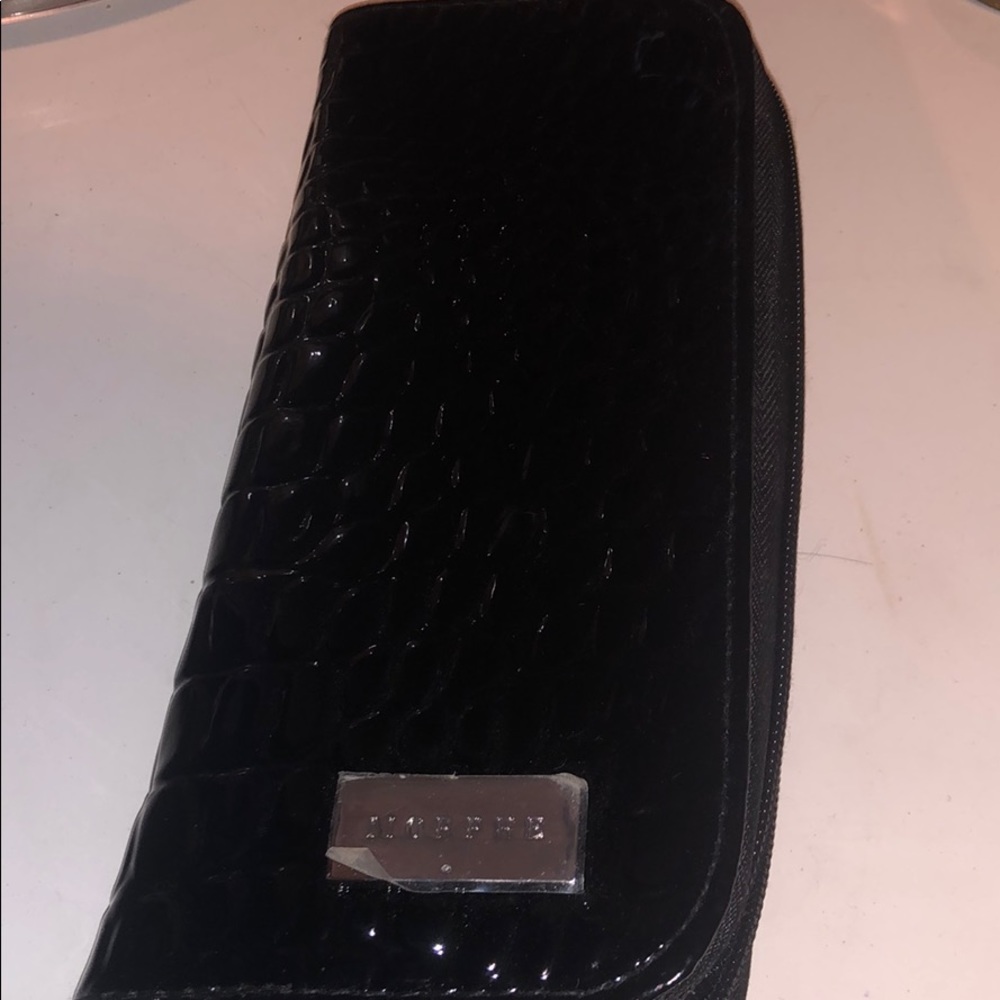 Morphe makeuo brush holder